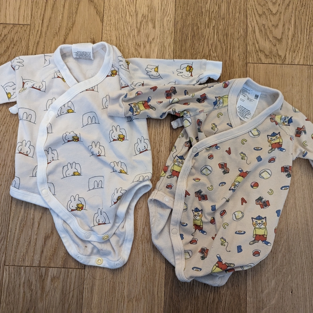 Uniqlo Baby printed bodysuits (3-6 M)